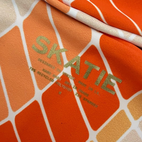 Skatie Ellis Bikini Top & Monroe Swimsuit Bottoms Set in San Clemente Medium - Picture 7 of 10